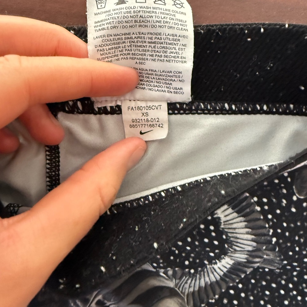 Women’s Nike Pro Spandex Size XS - Picture 3 of 4